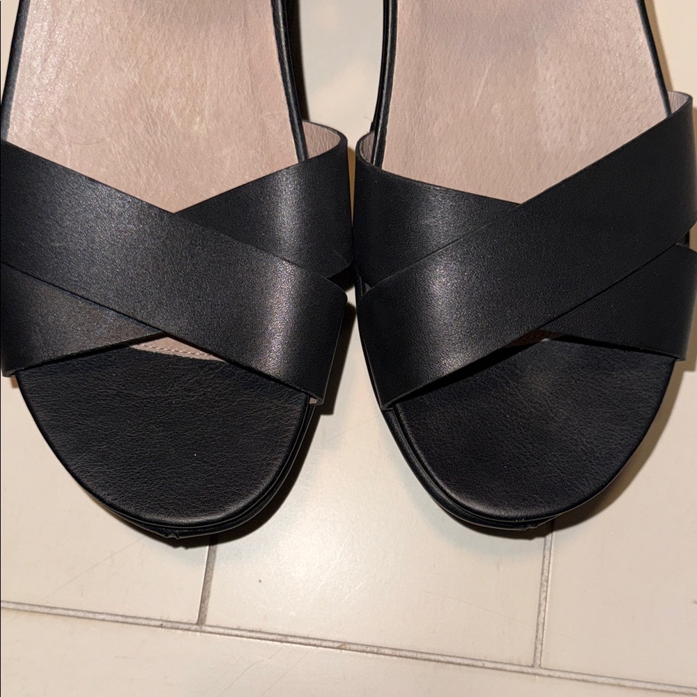 Abeo Black Crisscross Leather Slingback Sandals - Picture 6 of 9